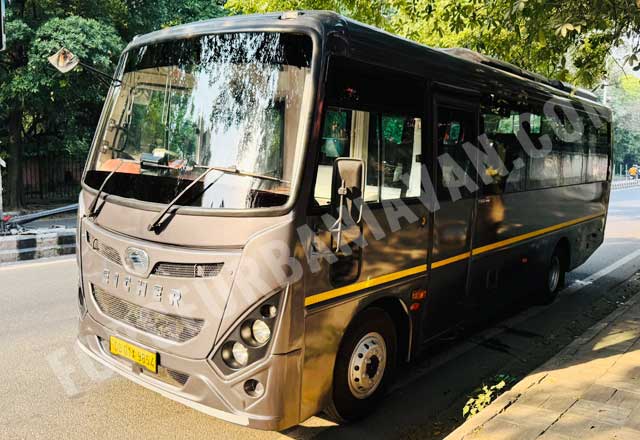 rent 16 seater eicher luxury coach with washroom delhi